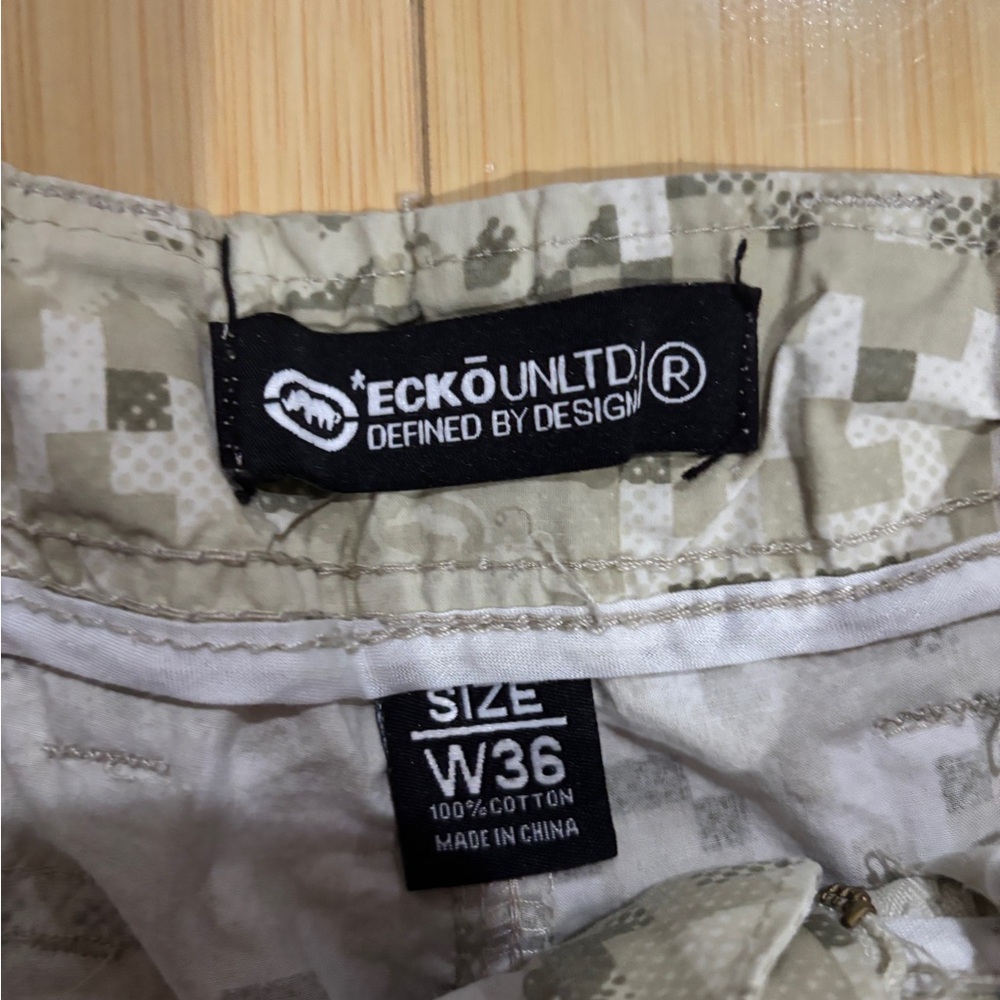 Ecko Unlimited Cargo Shorts Bundle - Picture 3 of 3